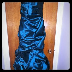 Mayqueen Turquoise Mermaid Evening gown Size 14